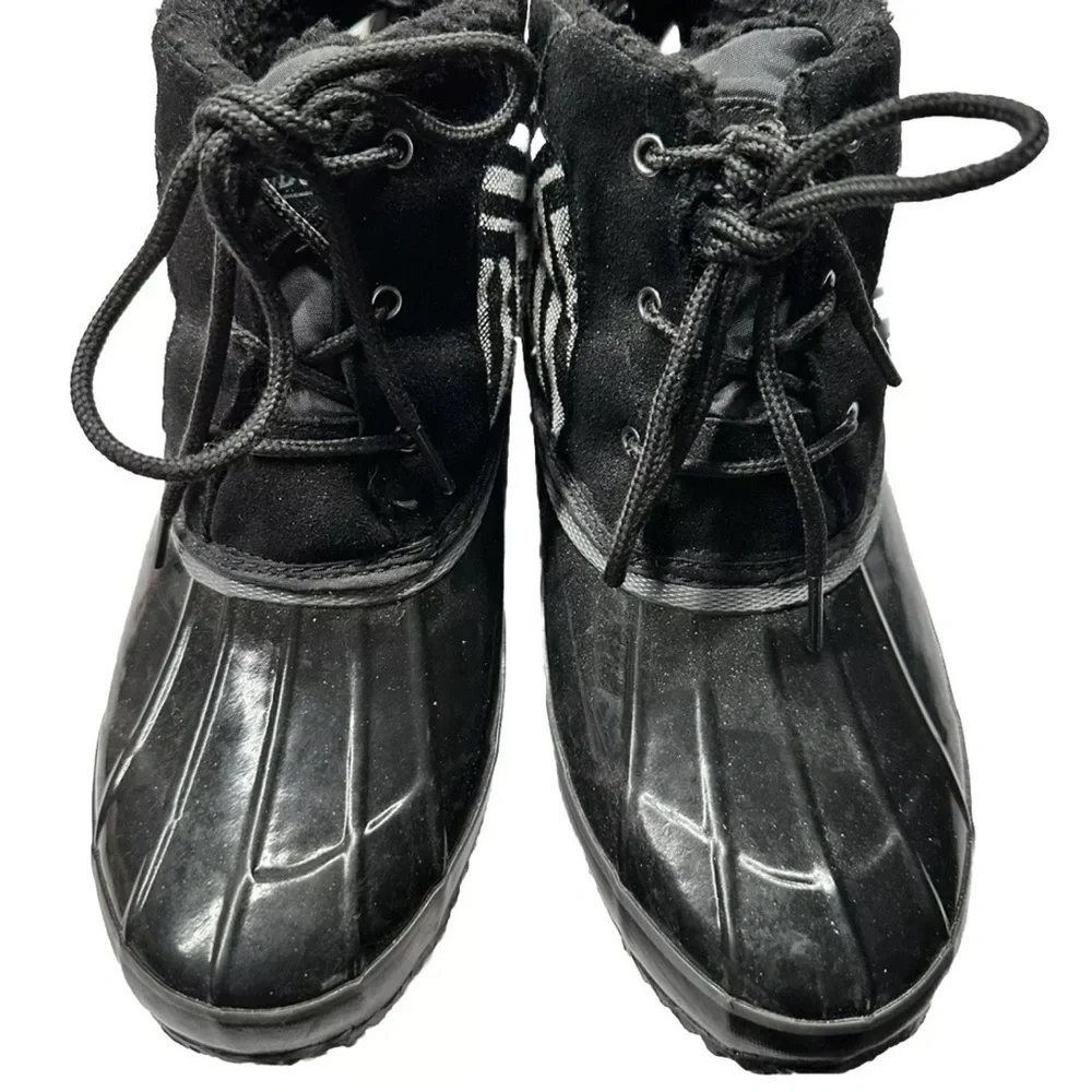 Women’s KHOMBU Melanie all-weather ankle boots size 10 pre-owned